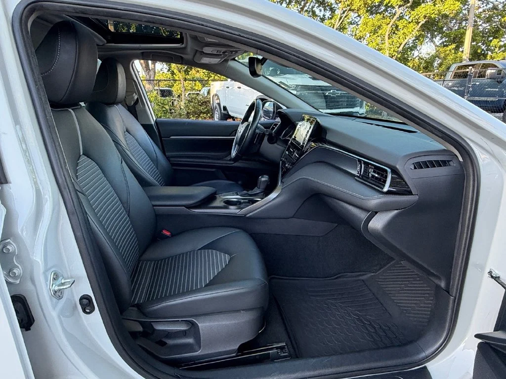 Used 2023 White Toyota SE image 16