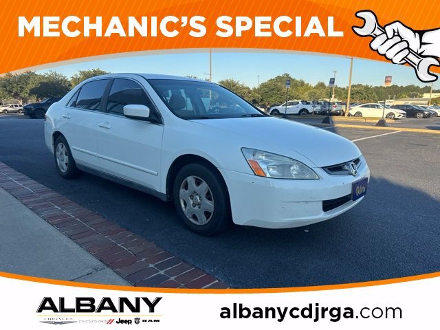 Used 2005 White Honda LX image 1