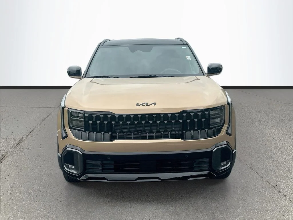 New 2027 Terrain Brown / Black Roof Kia X-Line image 2