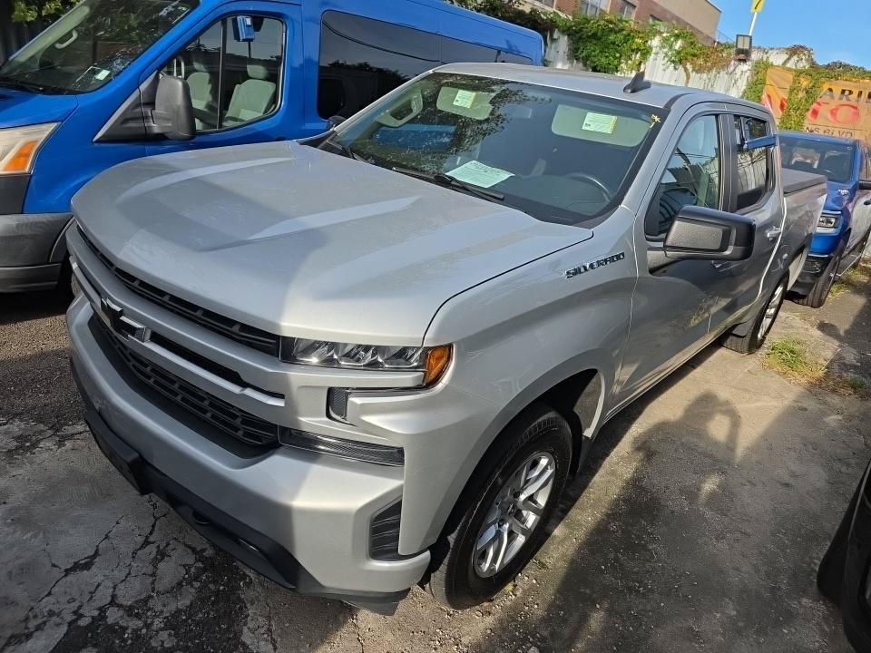 Used 2019 Silver Chevrolet RST image 6