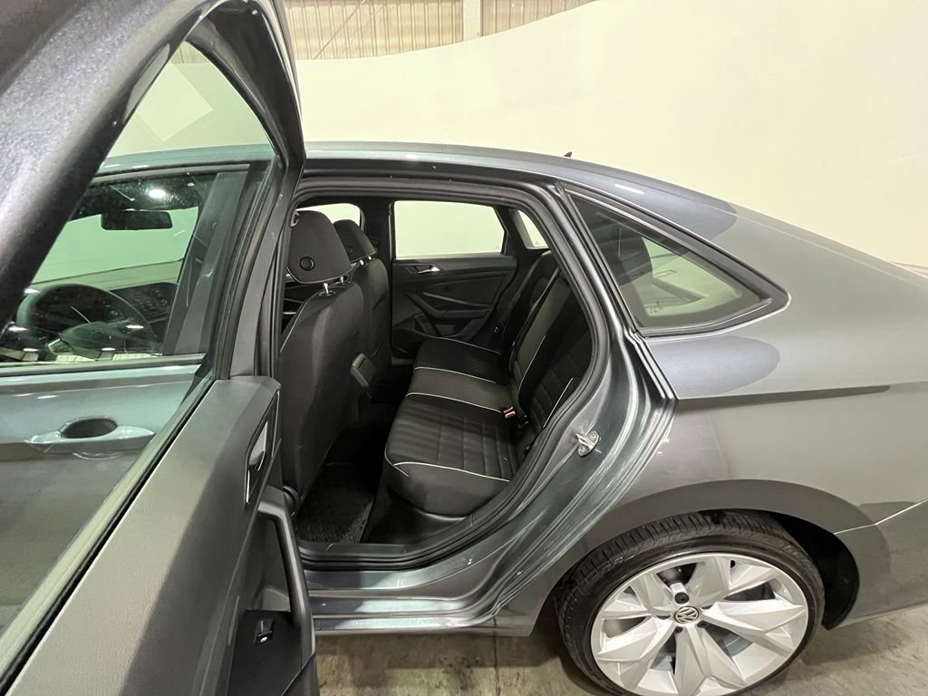 Used 2022 Platinum Gray Metallic Volkswagen 1.5T Sport image 19