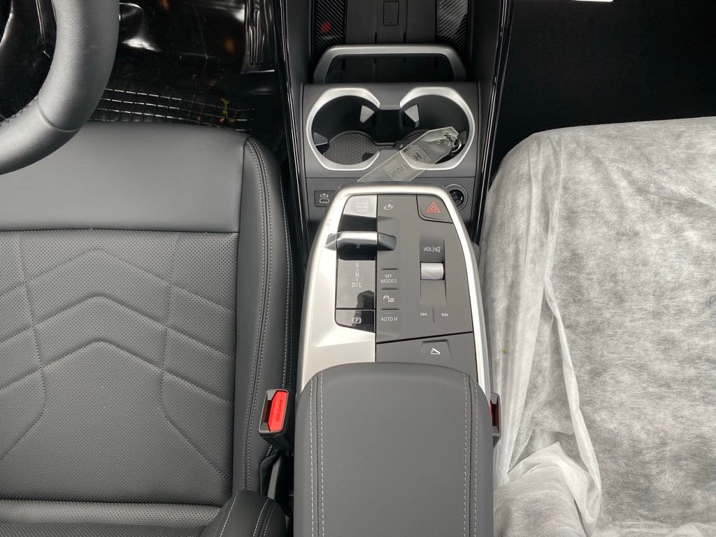 New 2026 Alpine White BMW xDrive28i image 10