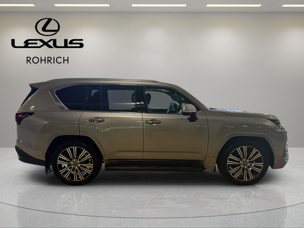 New 2026 Atomic Silver Lexus LX 700h LUXURY image 5