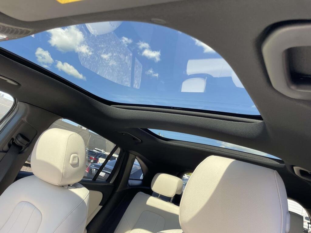 New 2026 Mountain Grey Metallic Mercedes-Benz GLA 250 image 5
