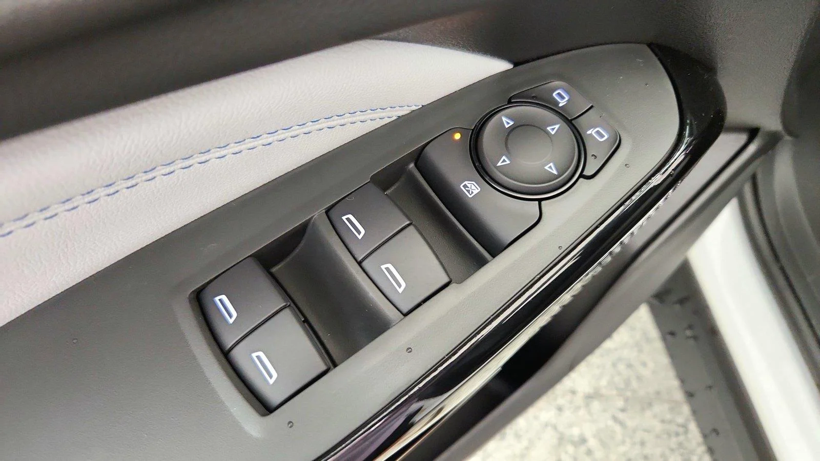 2026 Chevrolet Trax LT - Photo 23