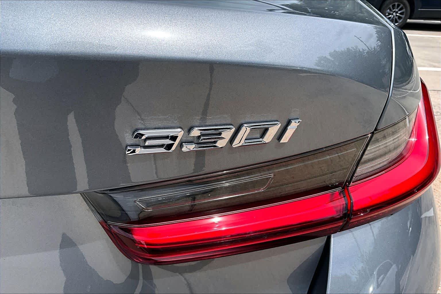 Used 2023 Skyscraper Grey Metallic BMW 330i image 30