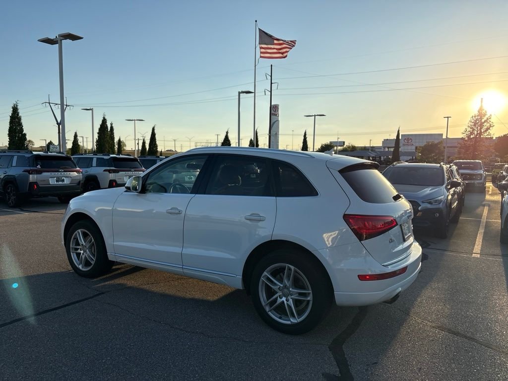 Used 2017 White Audi 2.0T Premium Plus image 5