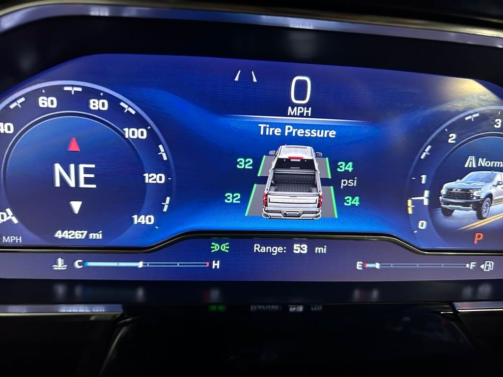 Used 2024 Gray Chevrolet ZR2 image 9