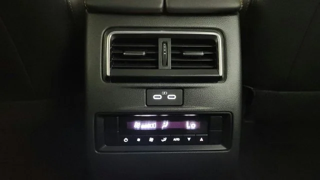 Certified Used 2025 White Mazda Premium image 66