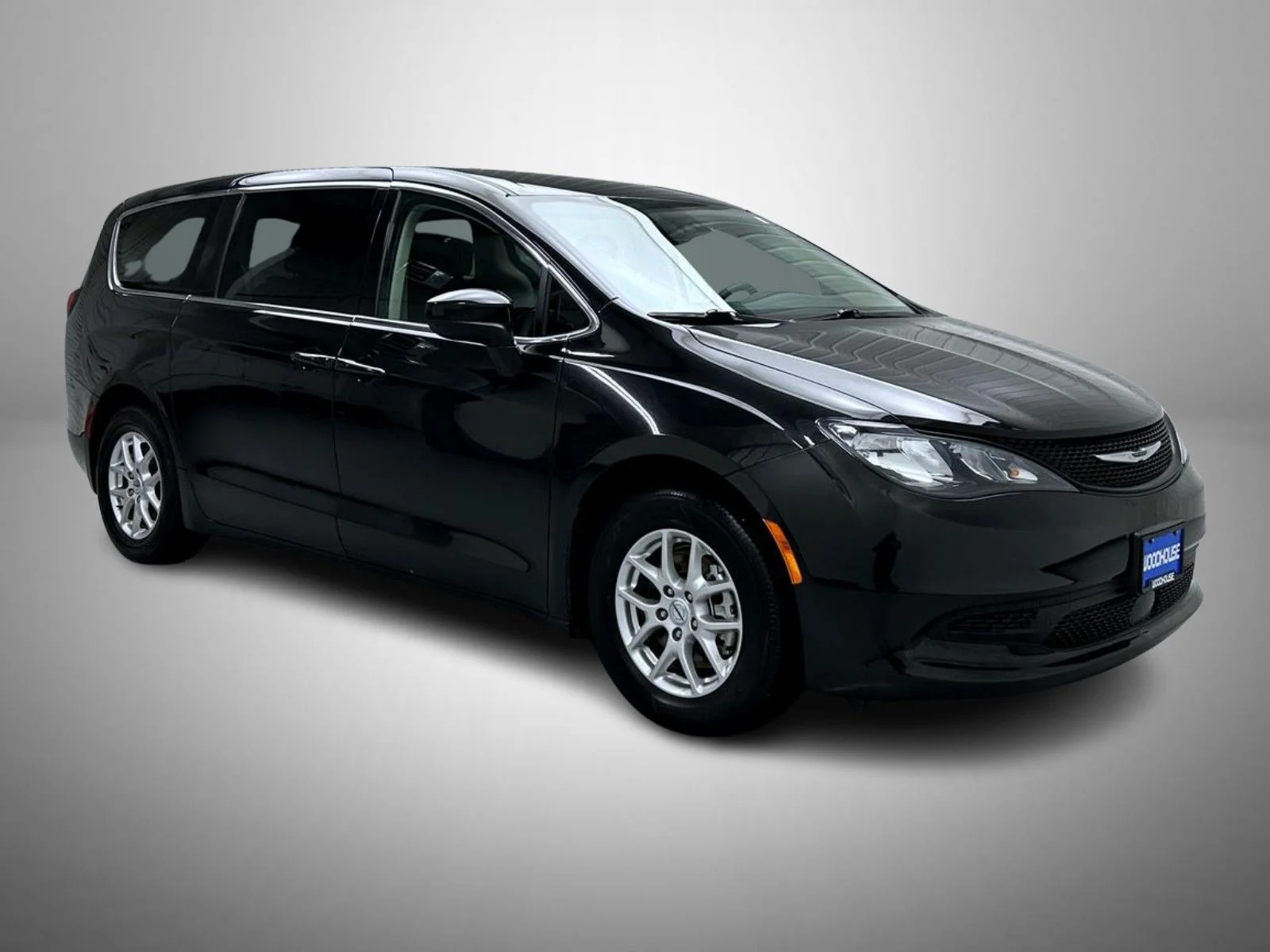 Used 2023 Black Chrysler LX image 3