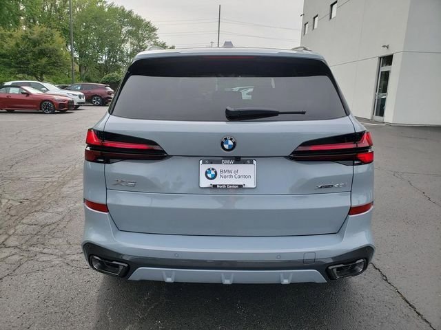 New 2026 Brooklyn Grey Metallic BMW xDrive40i image 4