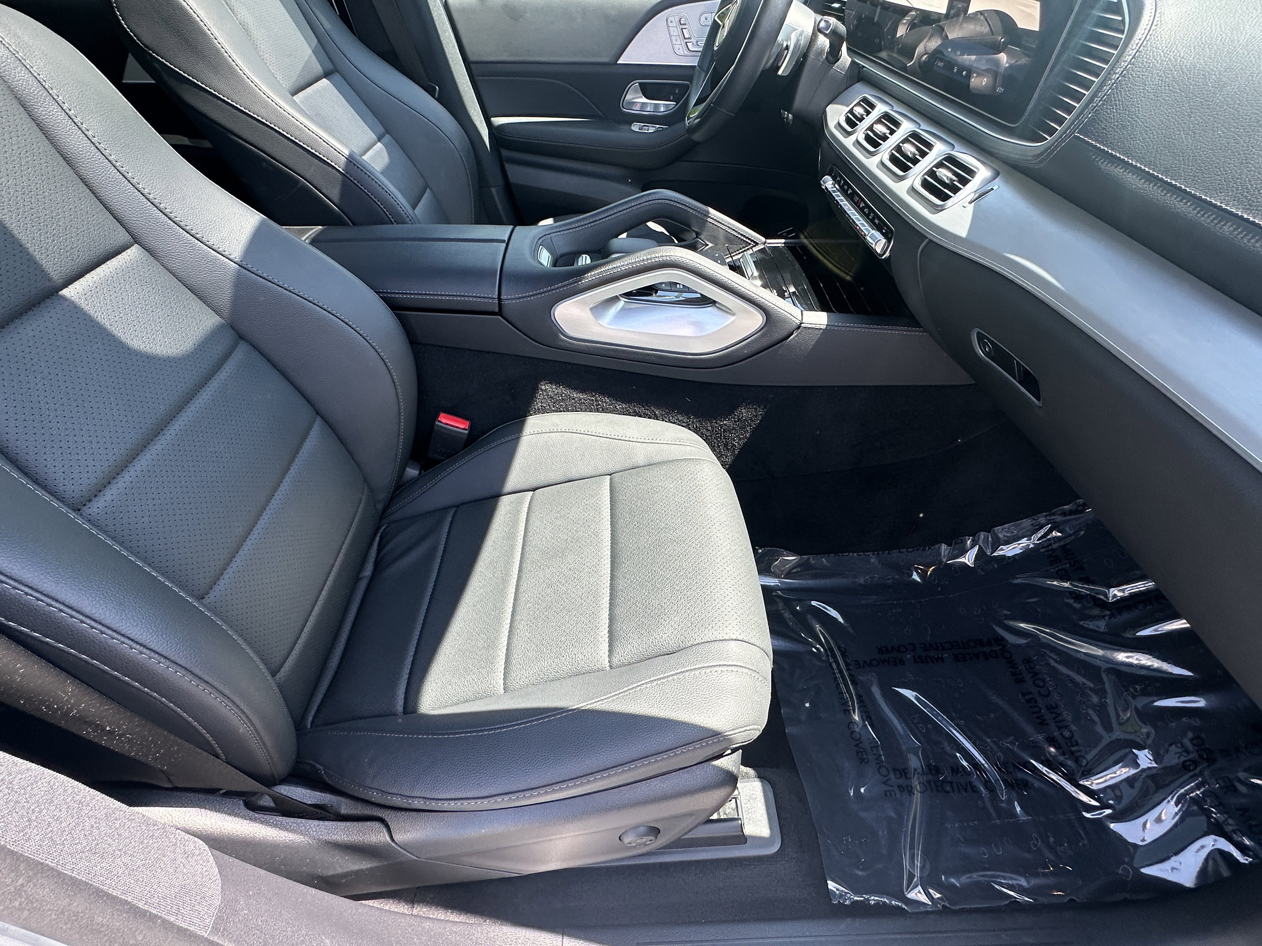 Certified Used 2025 Cirrus Silver Metallic Mercedes-Benz GLS 450 image 15