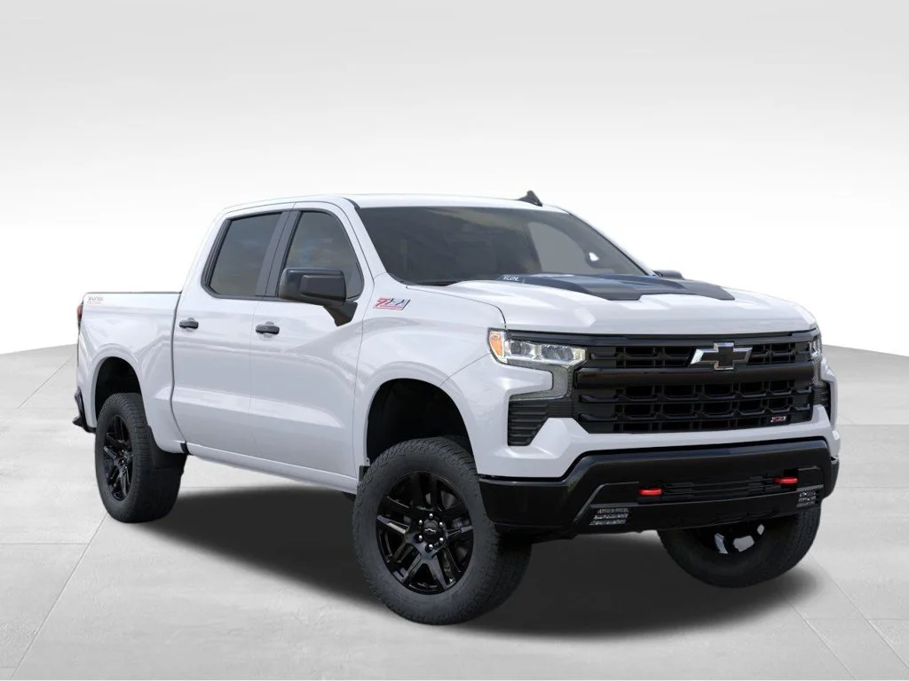 New 2026 Summit White Chevrolet LT Trail Boss image 7