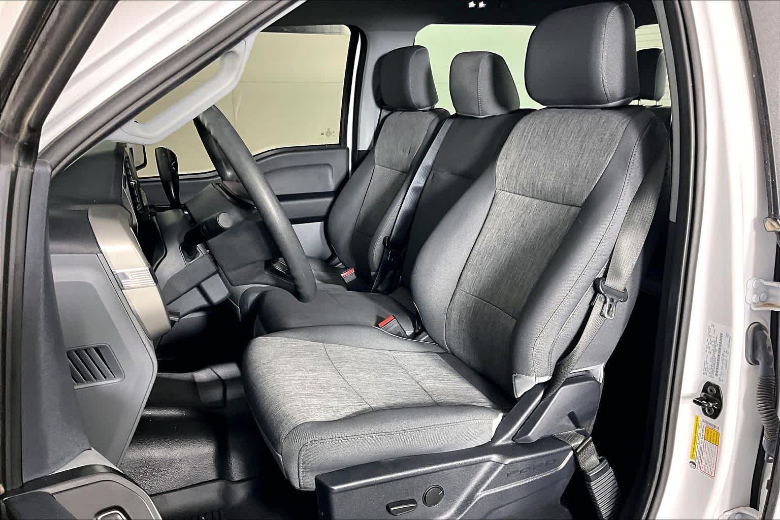 Used 2022 Oxford White Ford XL image 24