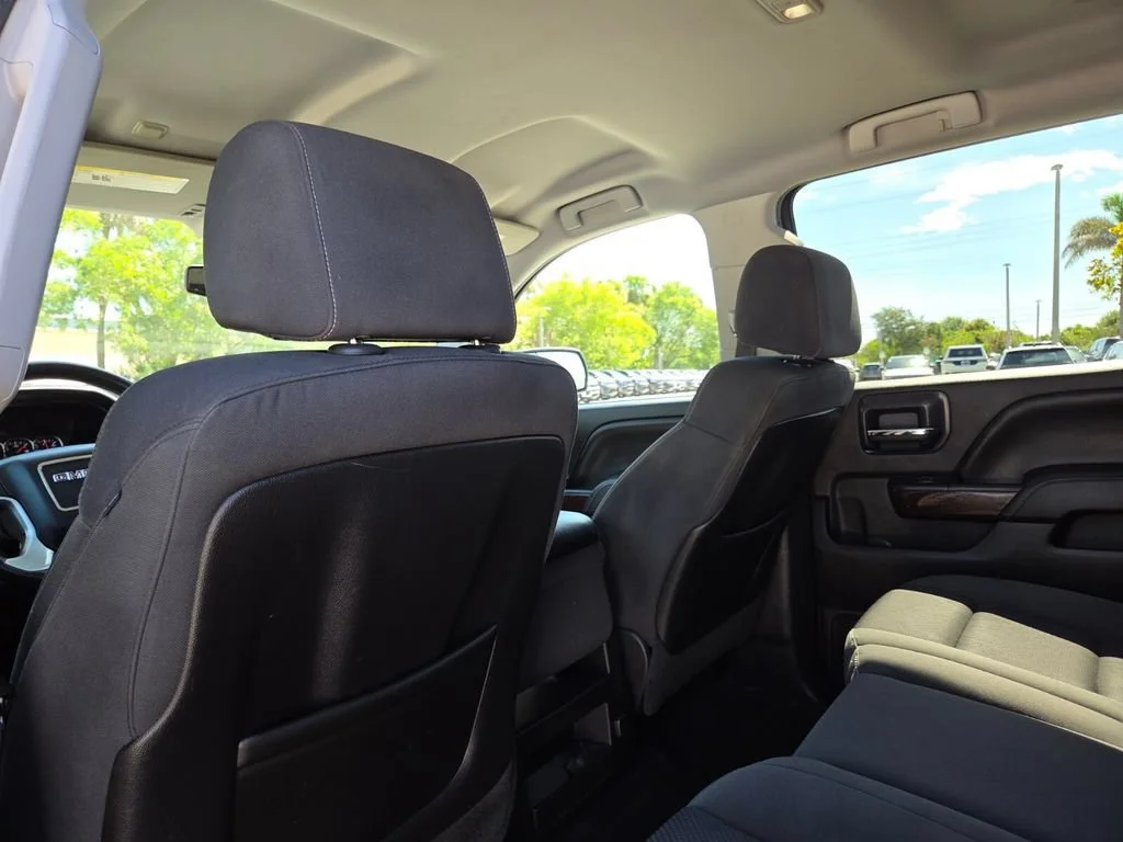 Used 2014 Onyx Black GMC SLE image 23