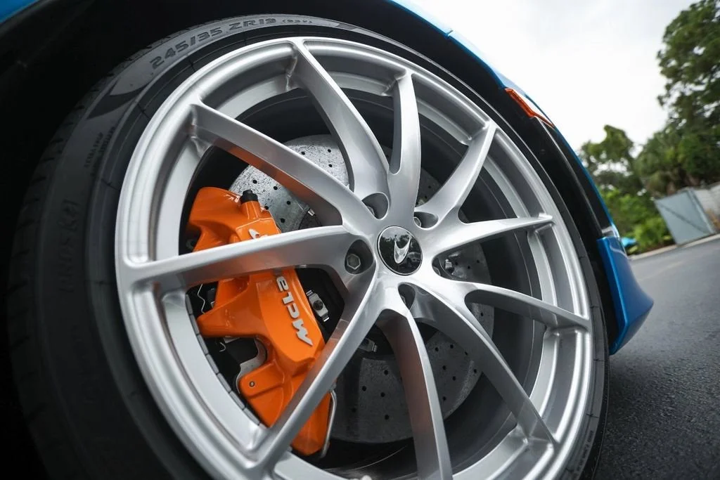 Used 2022 Ludus Blue McLaren Performance image 13