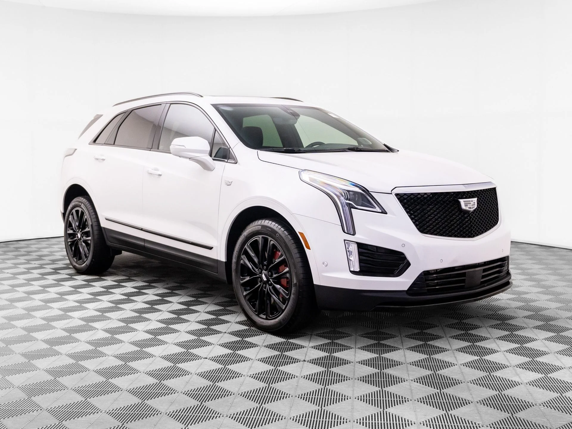 Used 2026 White Cadillac Sport image 7