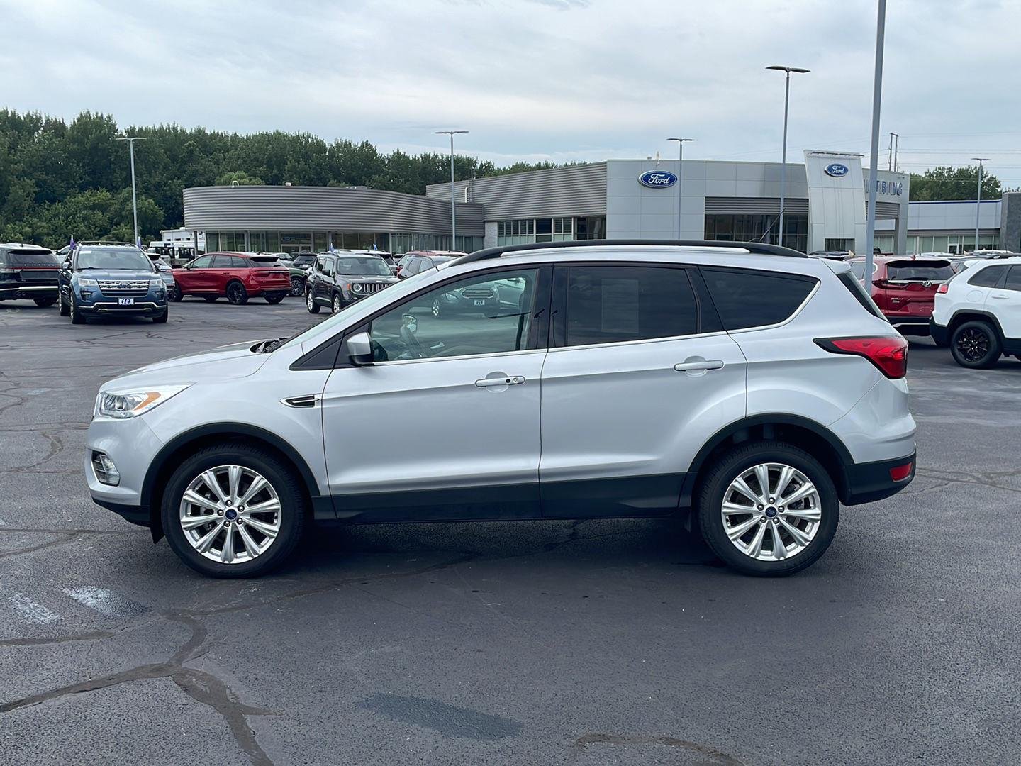 Used 2019 Ford Escape SEL with VIN 1FMCU0HD6KUA34881 for sale in East Peoria, IL