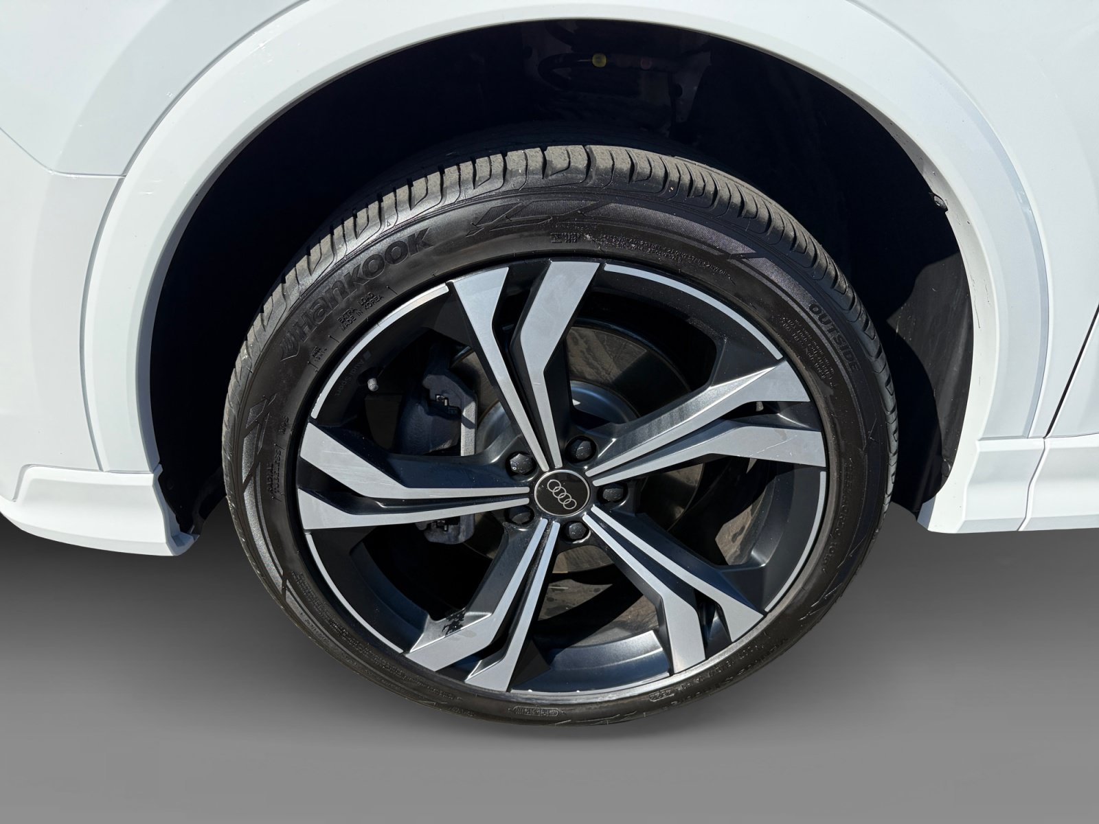 Used 2023 Ibis White Audi Premium Plus image 9