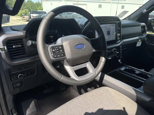 New 2026 Marsh Gray Ford XLT image 35