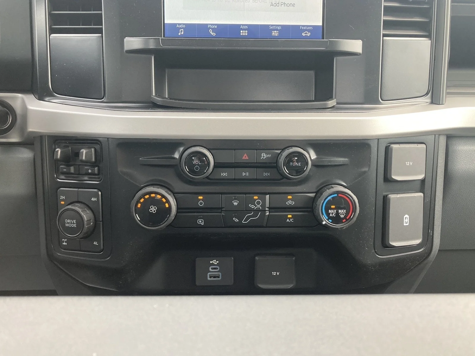 New 2026 Oxford White Ford F-350® XL image 21