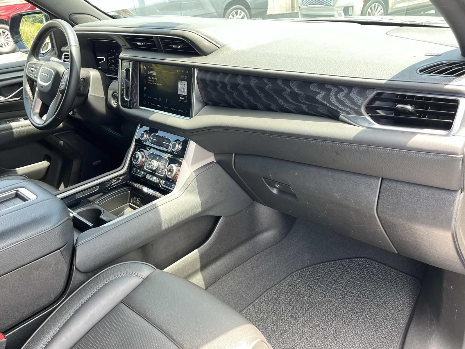 Used 2024 Onyx Black GMC Denali image 26