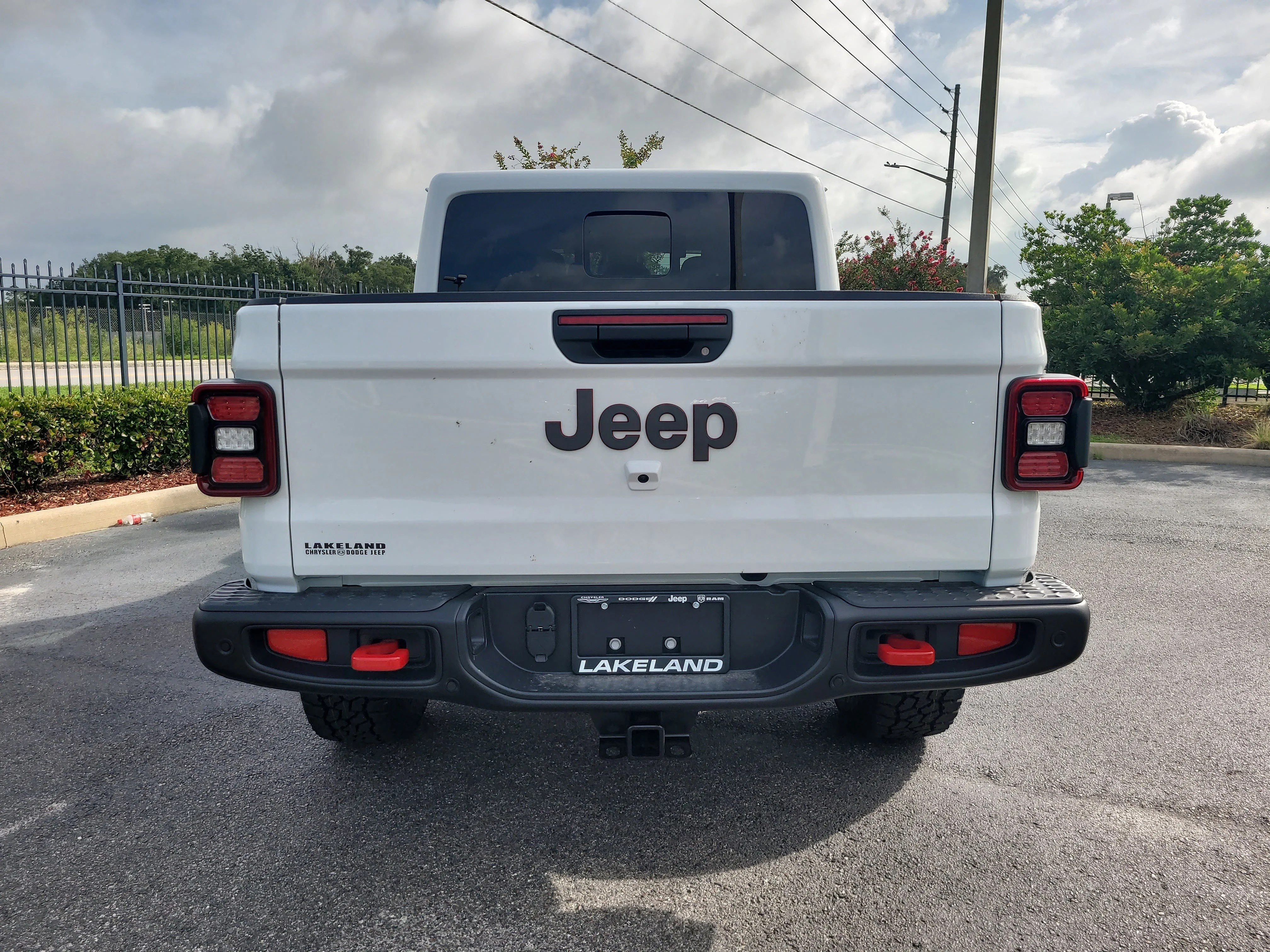 New 2026 Bright White Clearcoat Jeep Rubicon X image 7