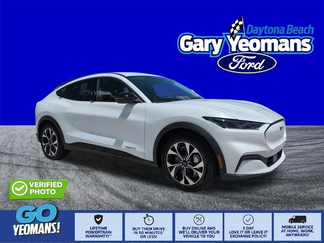 New 2026 Star White Metallic Tri-coat Ford Select image 1