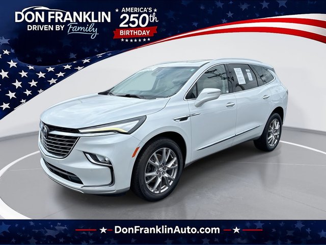 2023 Buick Enclave Essence