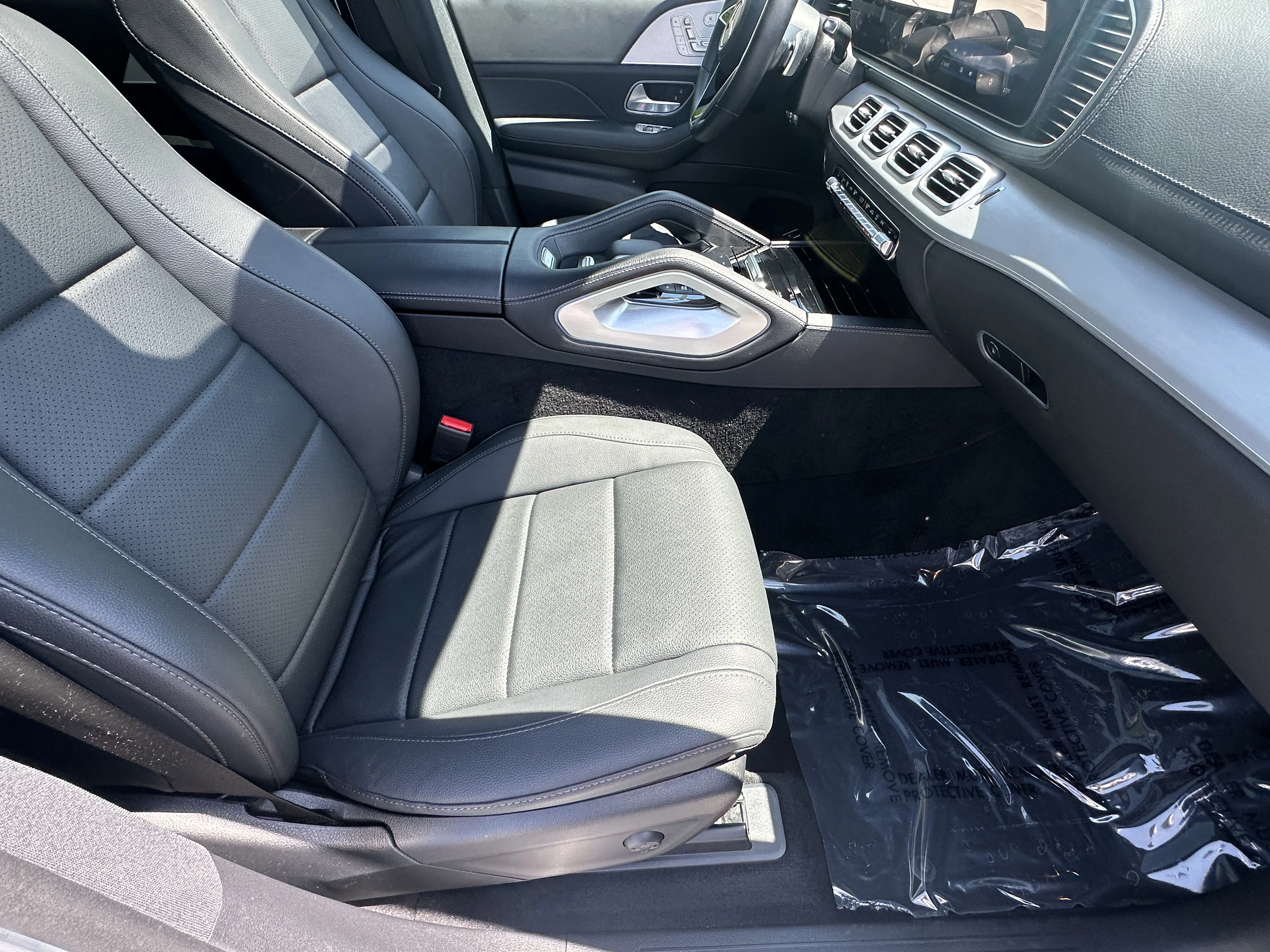 Certified Used 2025 Cirrus Silver Metallic Mercedes-Benz GLS 450 image 15
