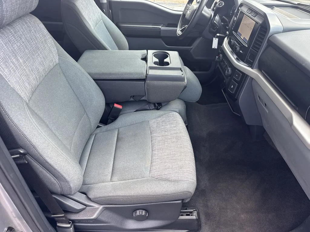 Used 2023 Silver Ford XLT image 12