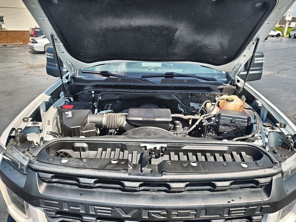 Used 2021 White Chevrolet Work Truck image 24