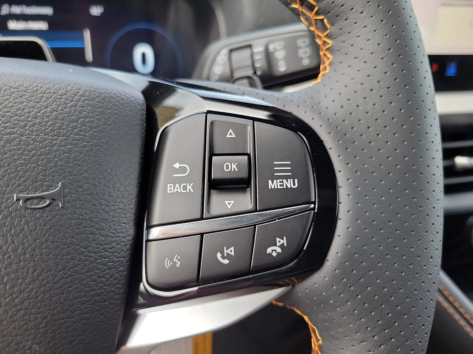 New 2026 Agate Black Metallic Ford Tremor&reg; image 19