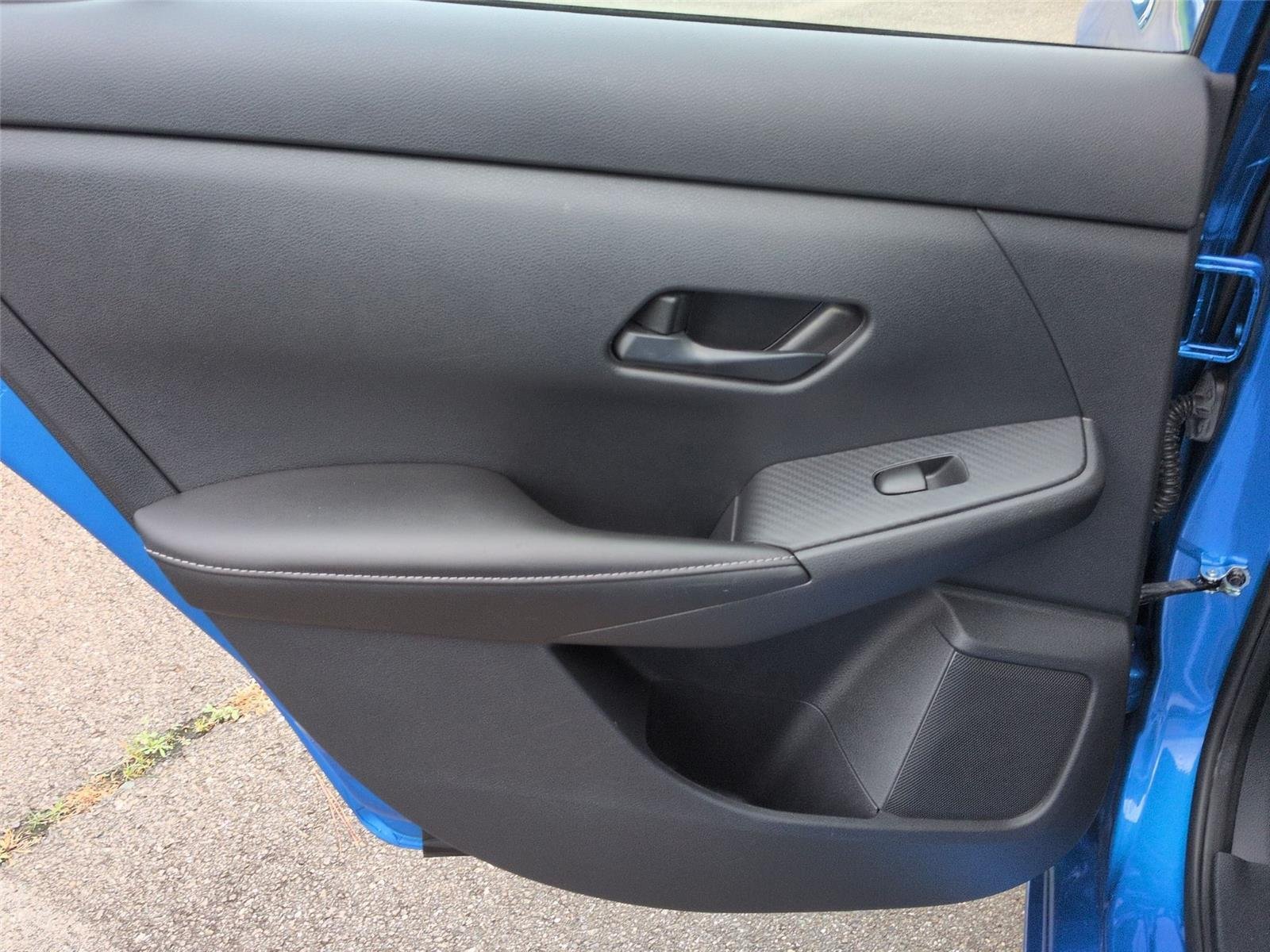 Used 2024 Electric Blue Metallic Nissan SV image 30
