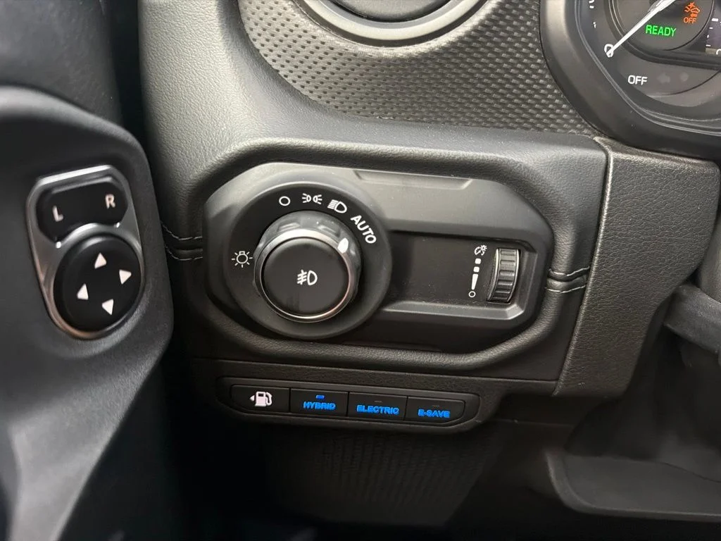 Used 2024 Gray Jeep Rubicon 4xe image 12