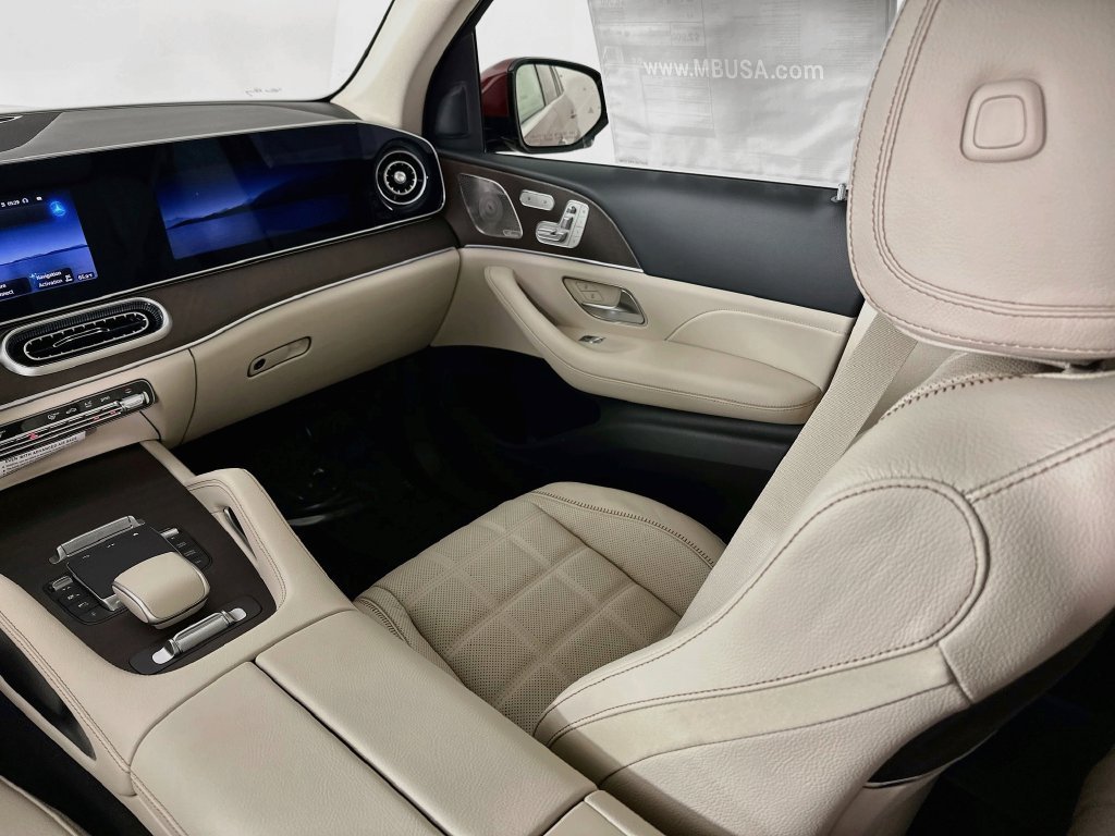 New 2027 MANUFAKTUR Patagonia Red Metallic Mercedes-Benz GLS 450 image 24