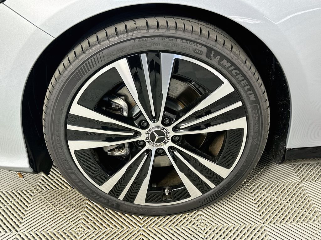 New 2027 Cirrus Silver Metallic Mercedes-Benz  image 31