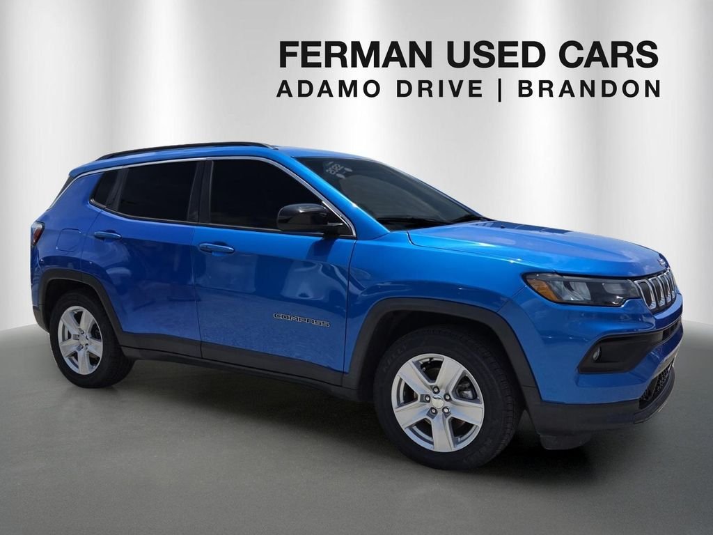 2022 Jeep Compass Latitude's photo