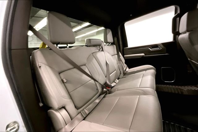 2025 Chevrolet Silverado 3500HD LTZ - Photo 25