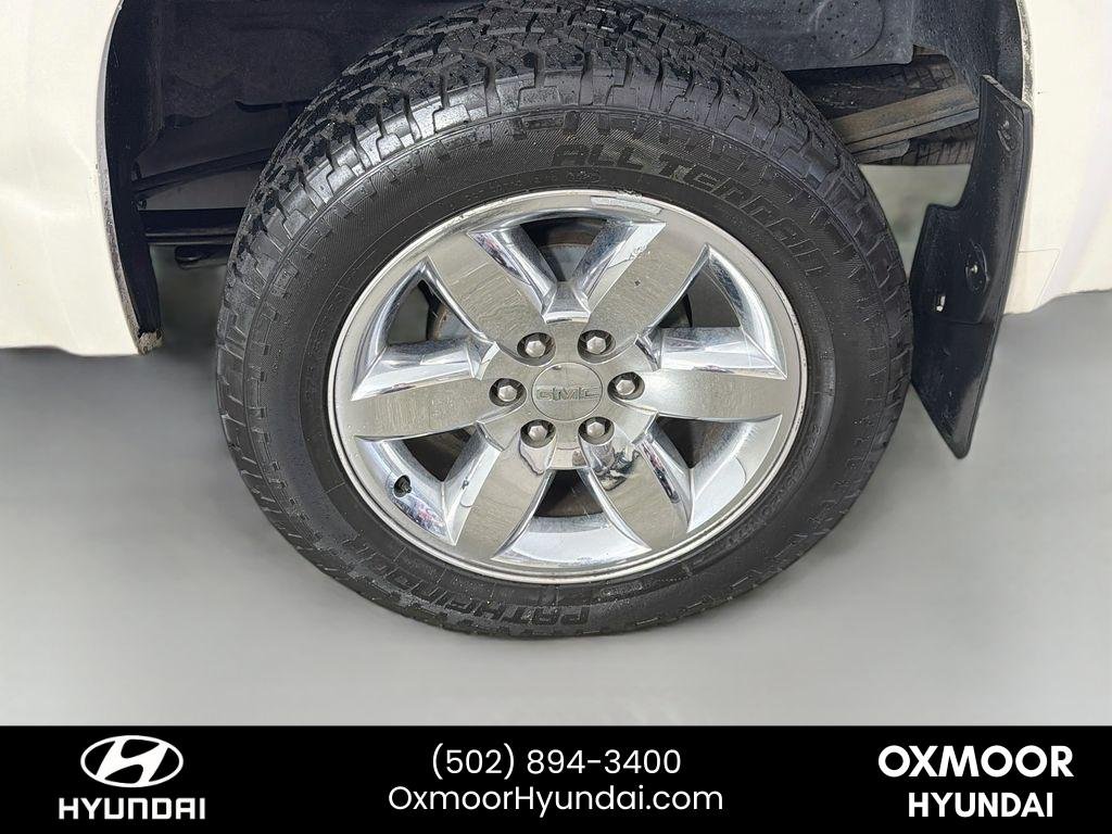 Used 2012 White Diamond Tricoat GMC SLT image 29