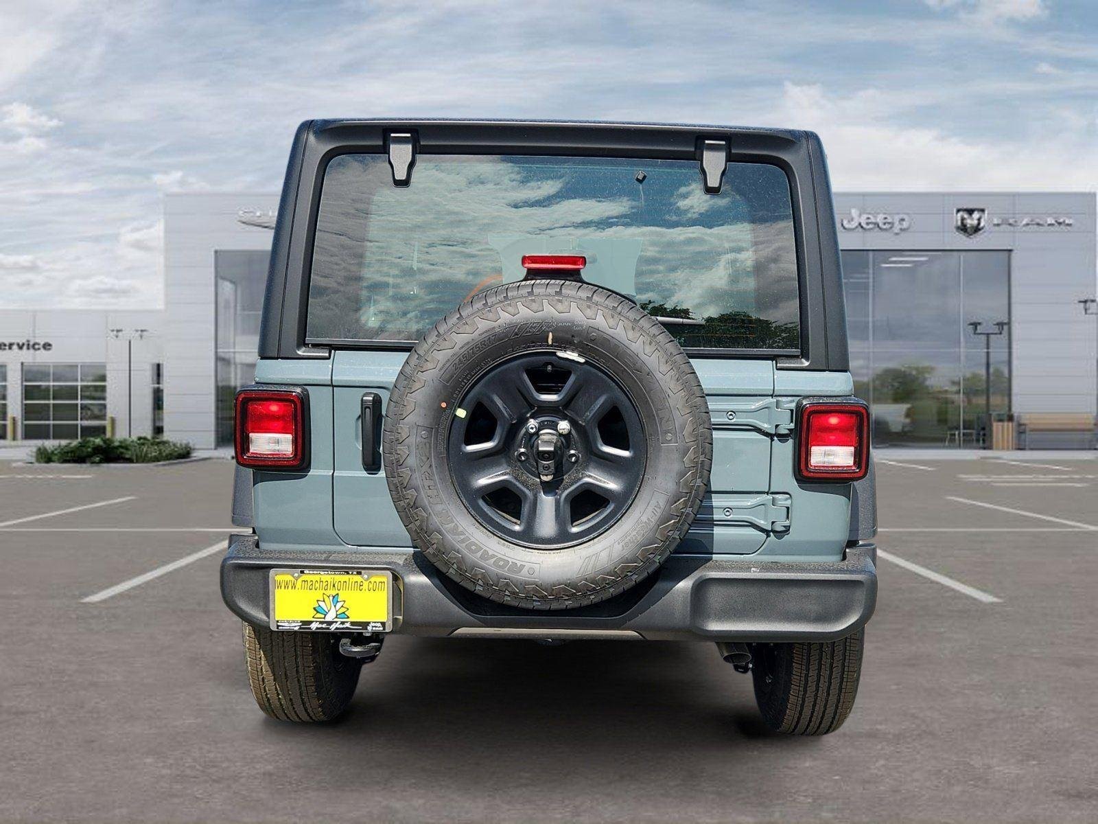 New 2026 Anvil Clear-Coat Exterior Paint Jeep Sport image 4