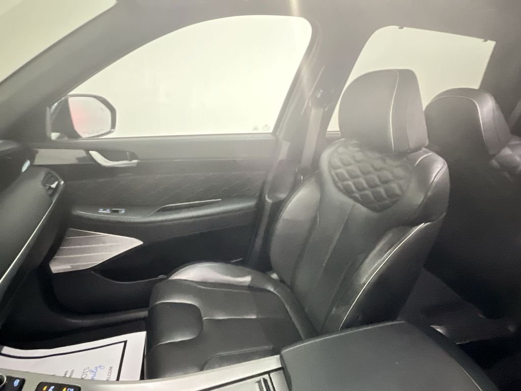 Used 2020 White Hyundai Limited image 29