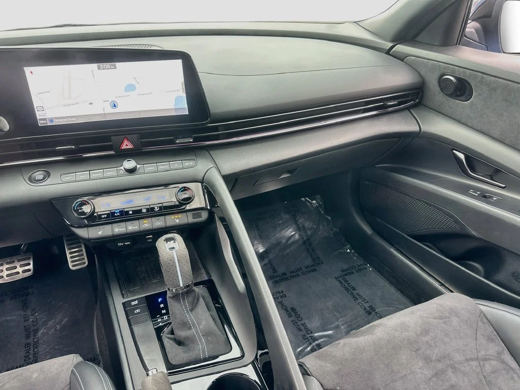 Used 2022 Blue Hyundai Base image 25