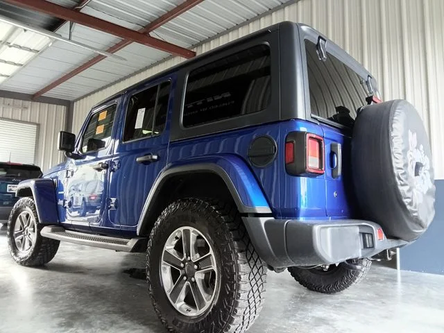 Used 2020 Blue Jeep Unlimited Sahara image 13