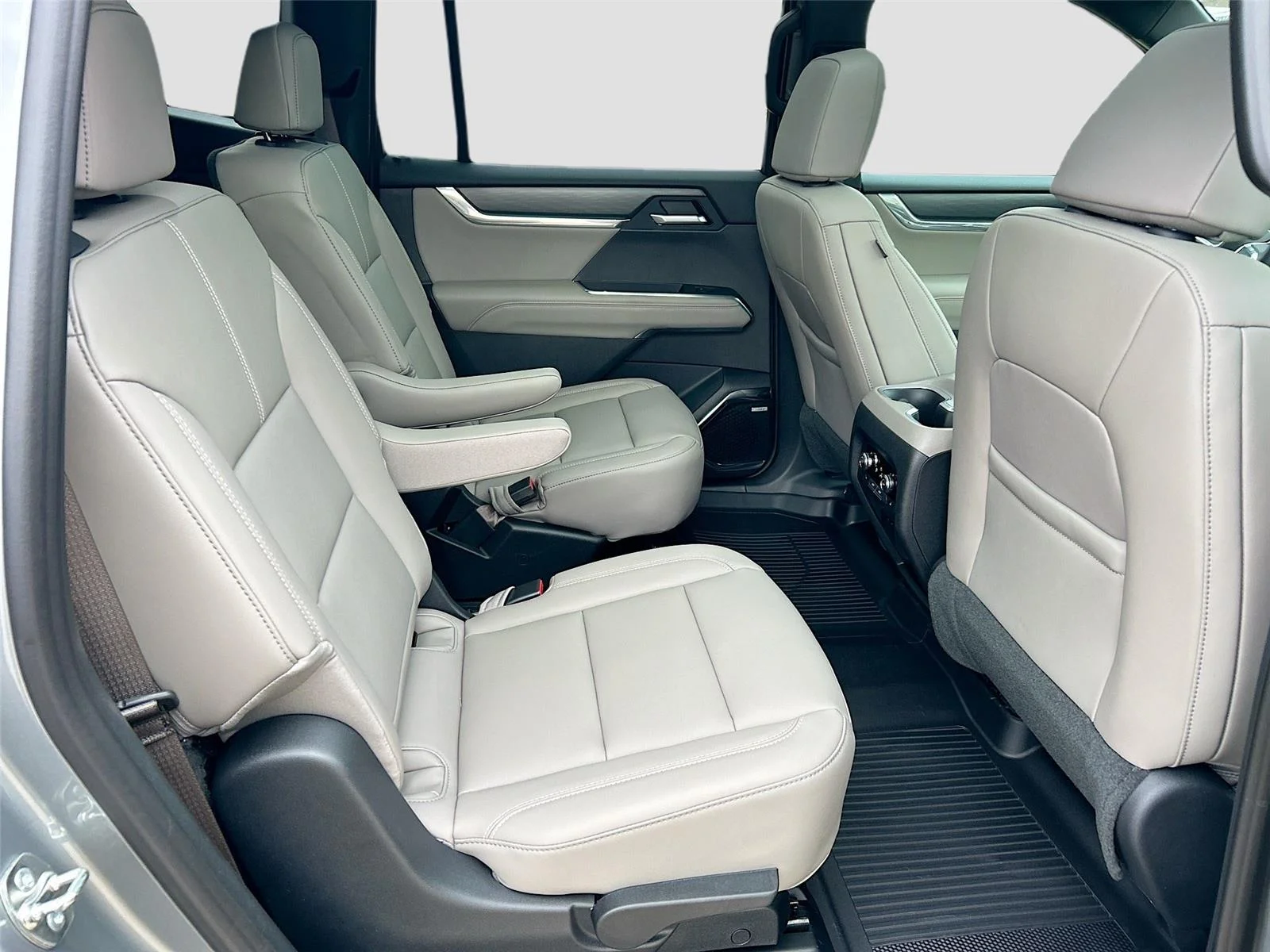 2026 GMC Acadia Elevation - Photo 29