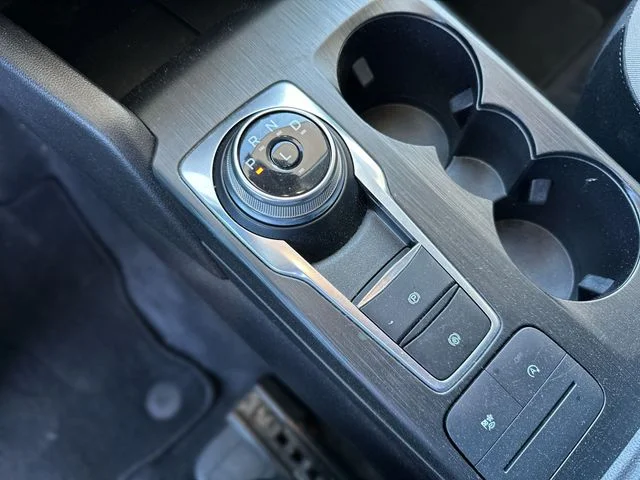 Used 2022 Blue Ford SE image 20