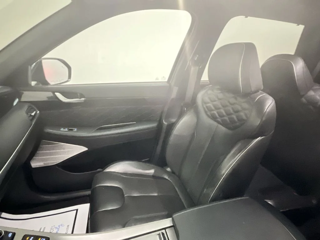 Used 2020 White Hyundai Limited image 29