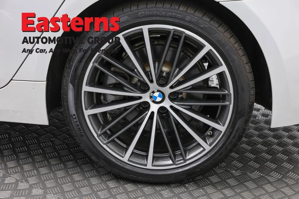Used 2022 White BMW 530i xDrive image 36