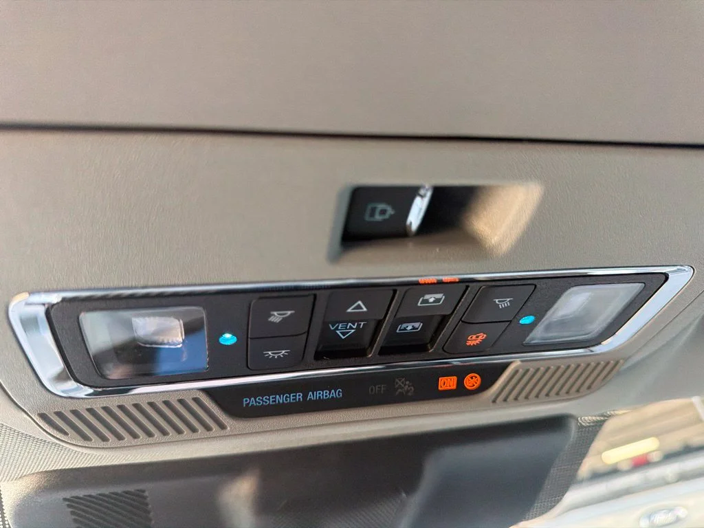 New 2027 Glacier Gray Metallic Tri-Coat Ford F-250® Lariat® image 26