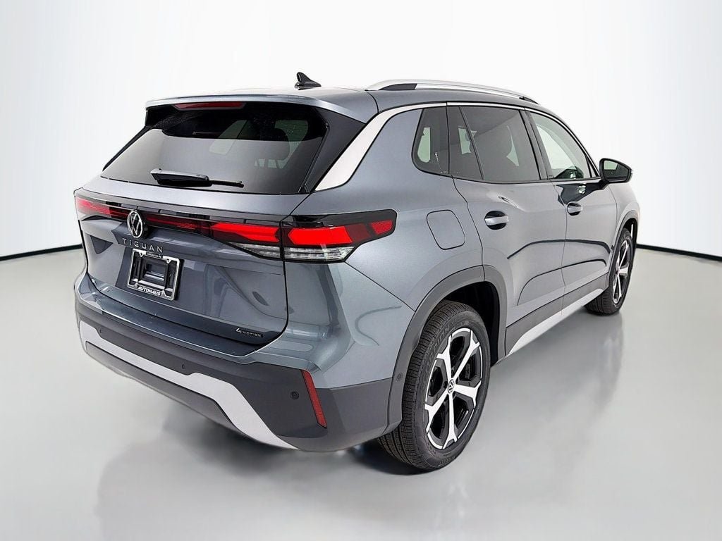 New 2026 Platinum Gray Metallic Volkswagen 2.0T SE 4MOTION image 7
